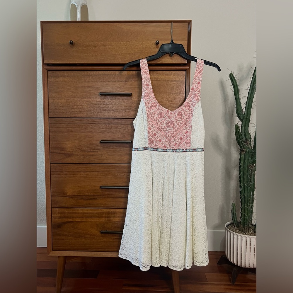 Flying Tomato Red and Cream Lace Midi Dress